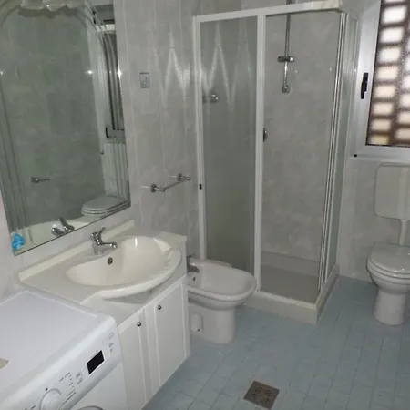 Apartman Equipped Flat With Parking In